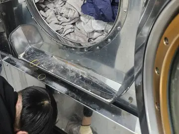 송도 미용실 세탁 작업 사진